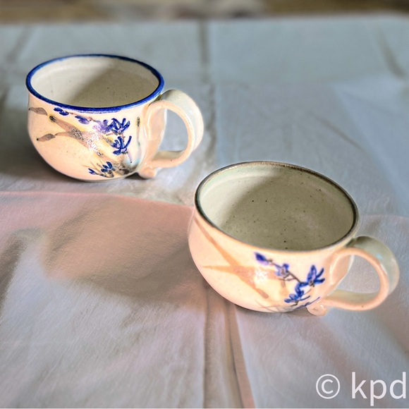 SET OF 2--Vintage Century Stoneware Tea Cups - Picture 4 of 10